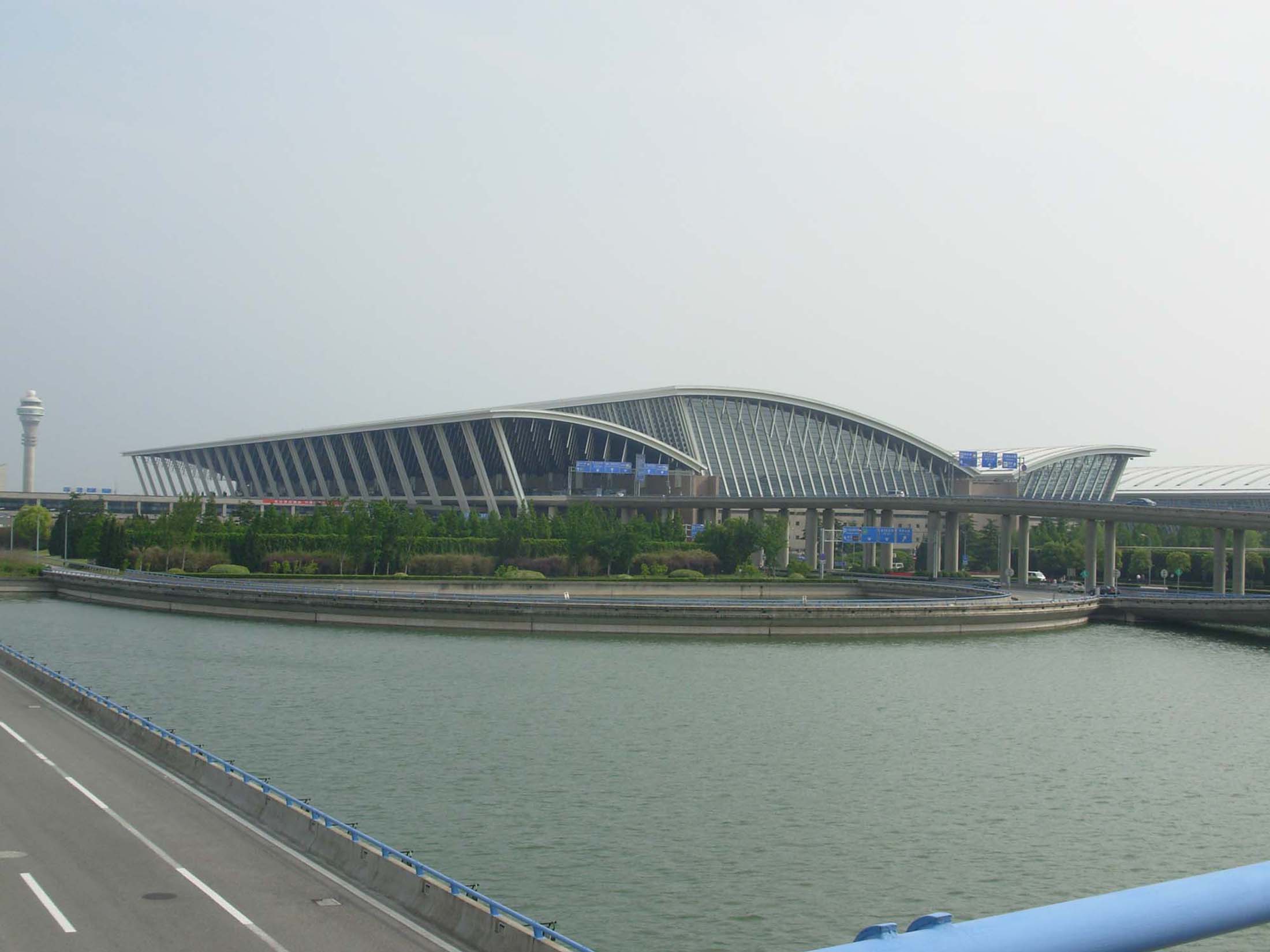 the photo of nora rubber flooring in Pudong International Airport Terminal 2 16
